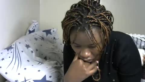 novaah online show from 09/27/25, 10:20