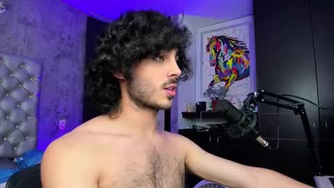 Snapshot of novacry chatting on 02/12/25, 03:38 Nova online show from 02/12/25, 03:38