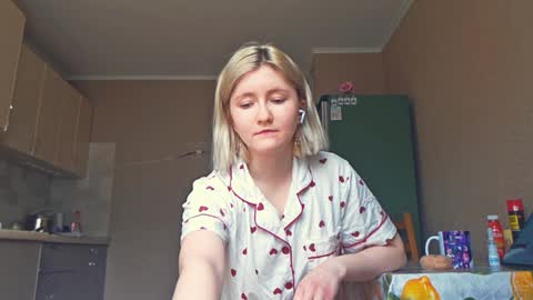 Snapshot of novastoyer chatting on 03/26/26, 09:26 Mia Blake online show from 03/26/26, 09:26