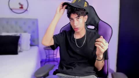 Snapshot of novawheeler chatting on 02/02/25, 04:37 Nova online show from 02/02/25, 04:37