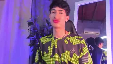 Snapshot of novawheeler chatting on 09/21/25, 07:04 Nova online show from 09/21/25, 07:04