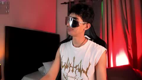 Snapshot of novawheeler chatting on 09/26/25, 04:00 Nova online show from 09/26/25, 04:00