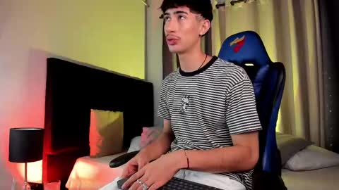 Snapshot of novawheeler chatting on 10/08/25, 06:49 Nova online show from 10/08/25, 06:49