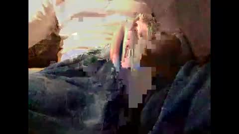 Noxukau online show from 09/30/25, 12:04