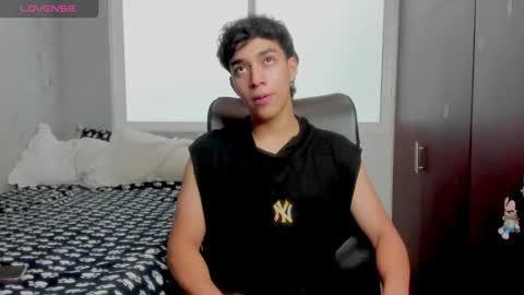 Noxx  online show from 12/15/25, 04:22