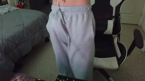 nsfwlogan50 online show from 05/28/26, 04:26