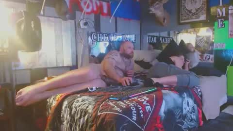 Snapshot of nuckl3deep chatting on 12/14/25, 11:59 nuckl3deep online show from 12/14/25, 11:59