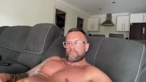 Snapshot of nudemoto chatting on 10/30/25, 11:49 nudemoto online show from 10/30/25, 11:49