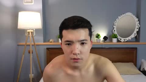 Snapshot of nudetension chatting on 09/14/25, 11:42 Maks online show from 09/14/25, 11:42