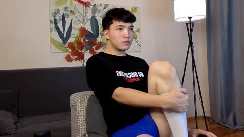 Snapshot of nudetension chatting on 11/04/25, 07:18 Maks online show from 11/04/25, 07:18