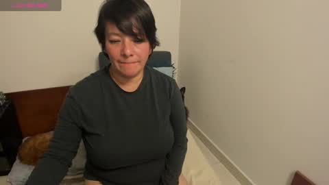 nuit_rose online show from 01/16/25, 05:00