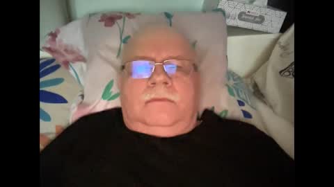 Snapshot of nukiss chatting on 01/01/25, 12:55 nukiss online show from 01/01/25, 12:55