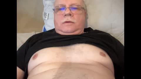 Snapshot of nukiss chatting on 01/04/25, 08:49 nukiss online show from 01/04/25, 08:49