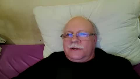 Snapshot of nukiss chatting on 02/26/25, 09:05 nukiss online show from 02/26/25, 09:05