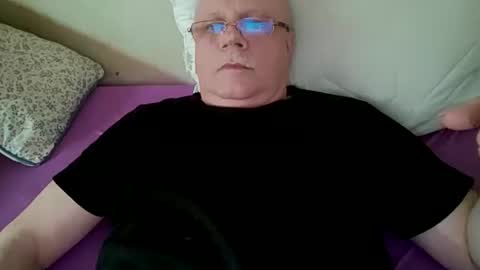 Snapshot of nukiss chatting on 03/08/25, 01:36 nukiss online show from 03/08/25, 01:36