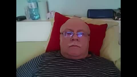 Snapshot of nukiss chatting on 09/20/25, 11:55 nukiss online show from 09/20/25, 11:55