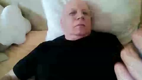 Snapshot of nukiss chatting on 11/24/25, 10:26 nukiss online show from 11/24/25, 10:26