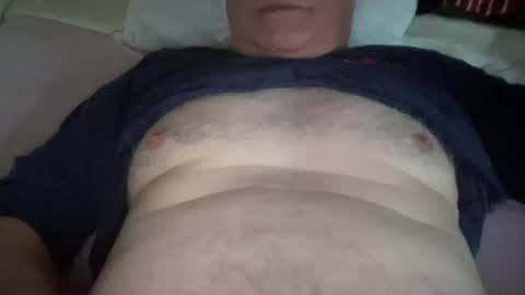 Snapshot of nukiss chatting on 11/25/25, 01:11 nukiss online show from 11/25/25, 01:11