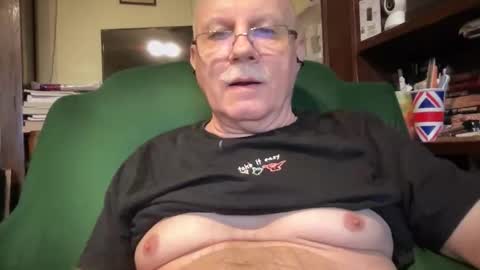 Snapshot of nukiss chatting on 02/08/26, 11:46 nukiss online show from 02/08/26, 11:46