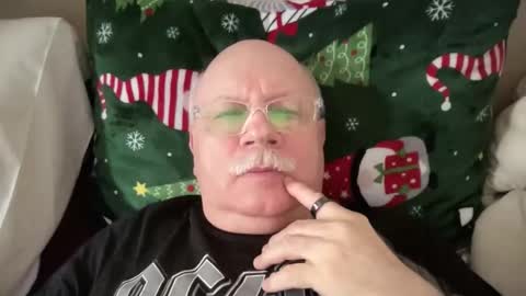 Snapshot of nukiss chatting on 03/01/26, 11:23 nukiss online show from 03/01/26, 11:23