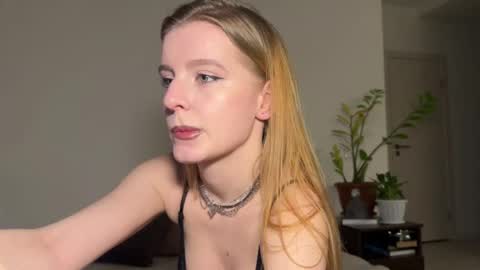 nura_foxx online show from 03/08/26, 01:03