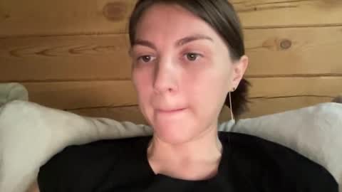 Snapshot of nursedoll chatting on 09/23/25, 03:37 Ema online show from 09/23/25, 03:37