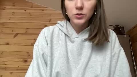 Snapshot of nursedoll chatting on 10/17/25, 06:05 Ema online show from 10/17/25, 06:05