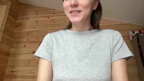 Snapshot of nursedoll chatting on 10/28/25, 05:55 Ema online show from 10/28/25, 05:55