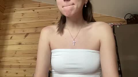 Snapshot of nursedoll chatting on 10/30/25, 05:42 Ema online show from 10/30/25, 05:42