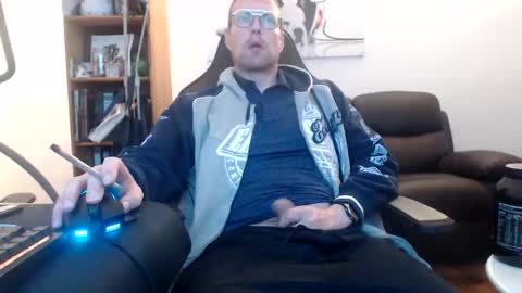 Snapshot of nursefan chatting on 10/09/25, 07:23 nursefan online show from 10/09/25, 07:23