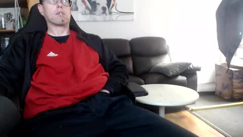 Snapshot of nursefan chatting on 10/18/25, 12:28 nursefan online show from 10/18/25, 12:28