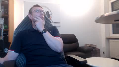 Snapshot of nursefan chatting on 11/03/25, 07:04 nursefan online show from 11/03/25, 07:04