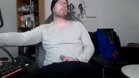 Snapshot of nursefan chatting on 11/09/25, 10:46 nursefan online show from 11/09/25, 10:46