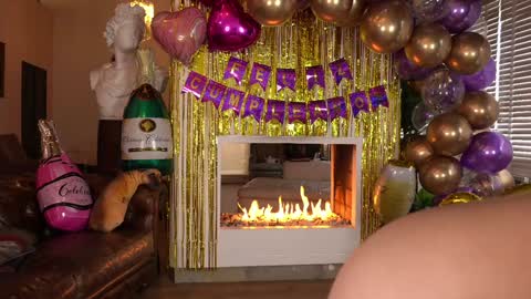 Snapshot of nuryforerogh chatting on 01/15/25, 08:48 Nury Forero online show from 01/15/25, 08:48