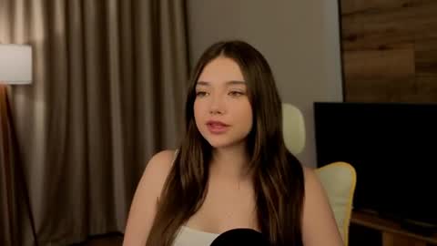 Rachel online show from 06/09/26, 07:14