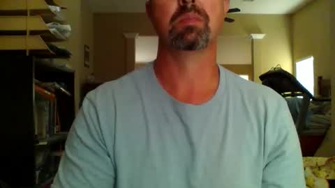 nvrenuff1979 online show from 04/28/26, 06:46