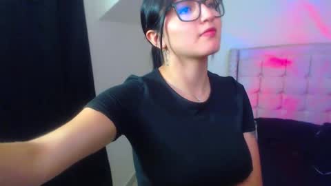 NyahMackenzie online show from 01/11/25, 10:07