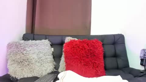 Snapshot of nyalgasai1 chatting on 03/02/25, 03:24 Nia online show from 03/02/25, 03:24