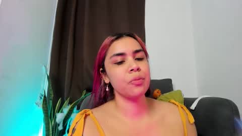 Snapshot of nyalgasai1 chatting on 10/20/25, 10:43 Nia online show from 10/20/25, 10:43