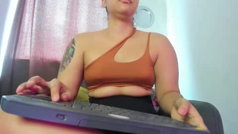 Nia online show from 02/02/26, 06:06