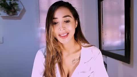 Nycole online show from 03/04/26, 02:01