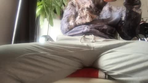 Snapshot of nycstraightmeat chatting on 02/06/25, 03:31 Eric online show from 02/06/25, 03:31