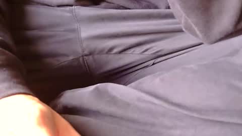 Snapshot of nycstraightmeat chatting on 11/16/25, 07:30 Eric online show from 11/16/25, 07:30