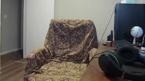 Nyctophilic online show from 02/09/25, 10:53