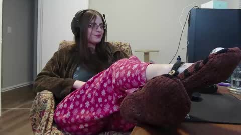 Nyctophilic online show from 02/23/25, 10:28