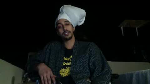 Snapshot of nygal23 chatting on 12/14/25, 12:05 nygal23 online show from 12/14/25, 12:05