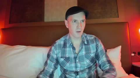 Snapshot of nyhudsonvalleyfun chatting on 01/07/25, 05:01 HudsonValleyNYfun online show from 01/07/25, 05:01