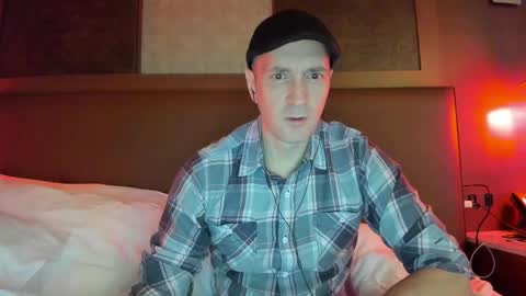 Snapshot of nyhudsonvalleyfun chatting on 01/08/25, 03:19 HudsonValleyNYfun online show from 01/08/25, 03:19