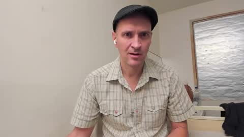 Snapshot of nyhudsonvalleyfun chatting on 11/11/25, 05:24 HudsonValleyNYfun online show from 11/11/25, 05:24