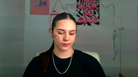 Snapshot of nykara chatting on 06/18/26, 05:30 Nykara online show from 06/18/26, 05:30